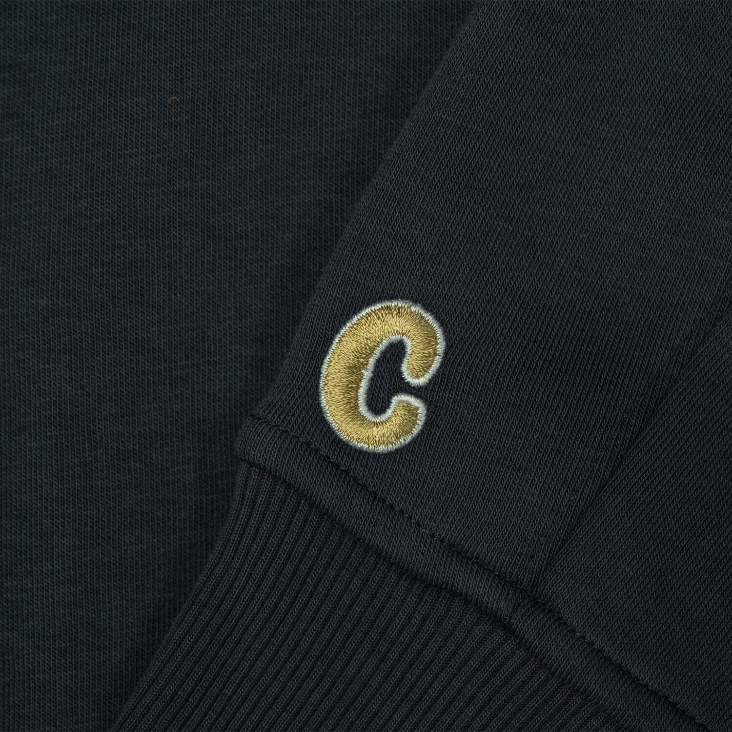 Chabos-Brudi-Sweater-anthrazit-detail